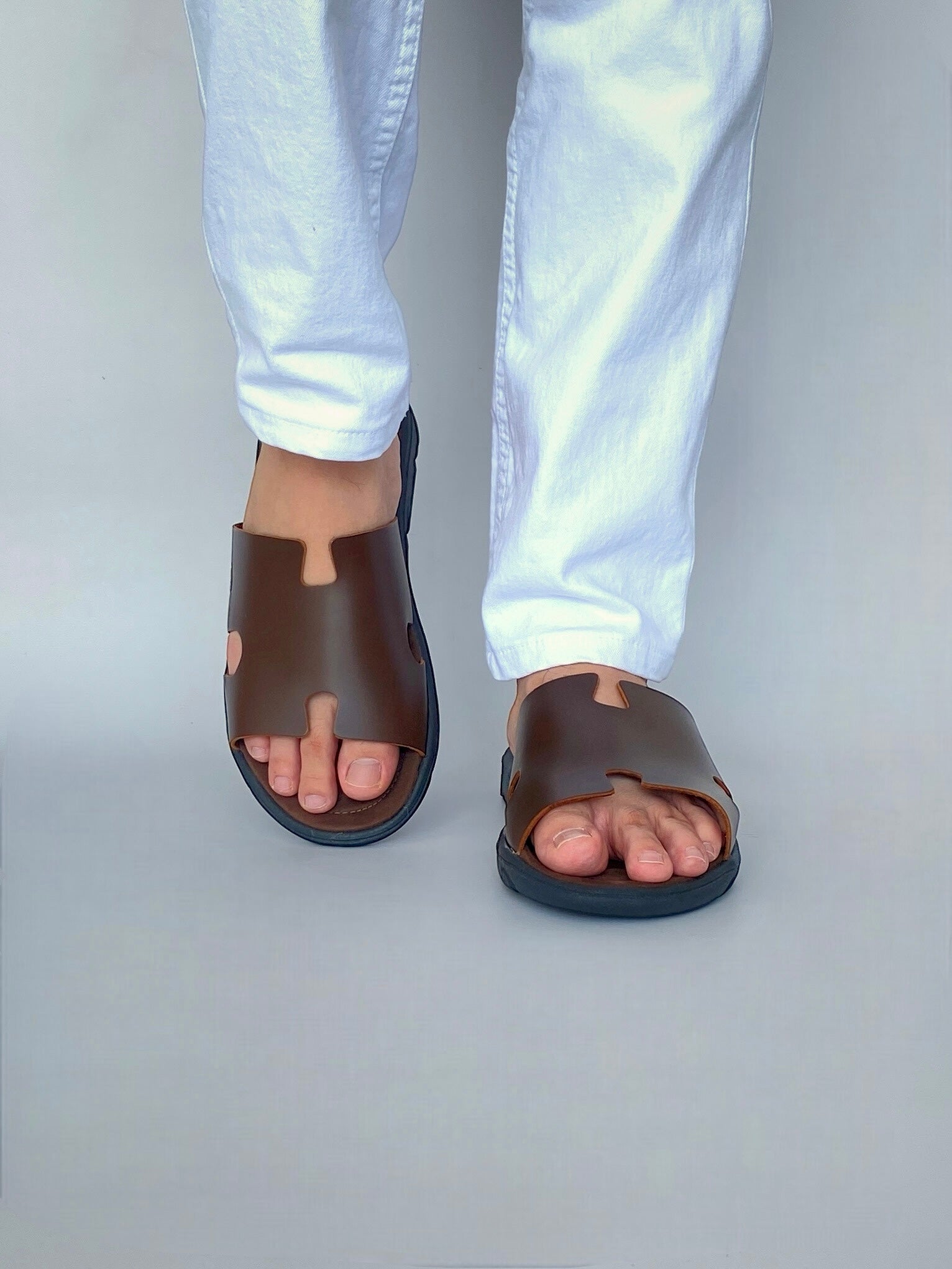 Sandalia Tipo Hermes color marrón