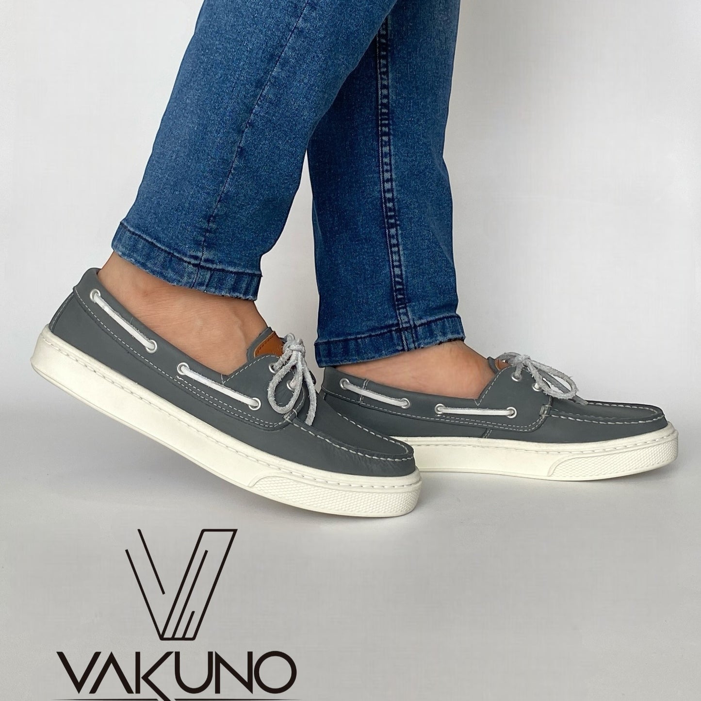 Apache Playero Gris