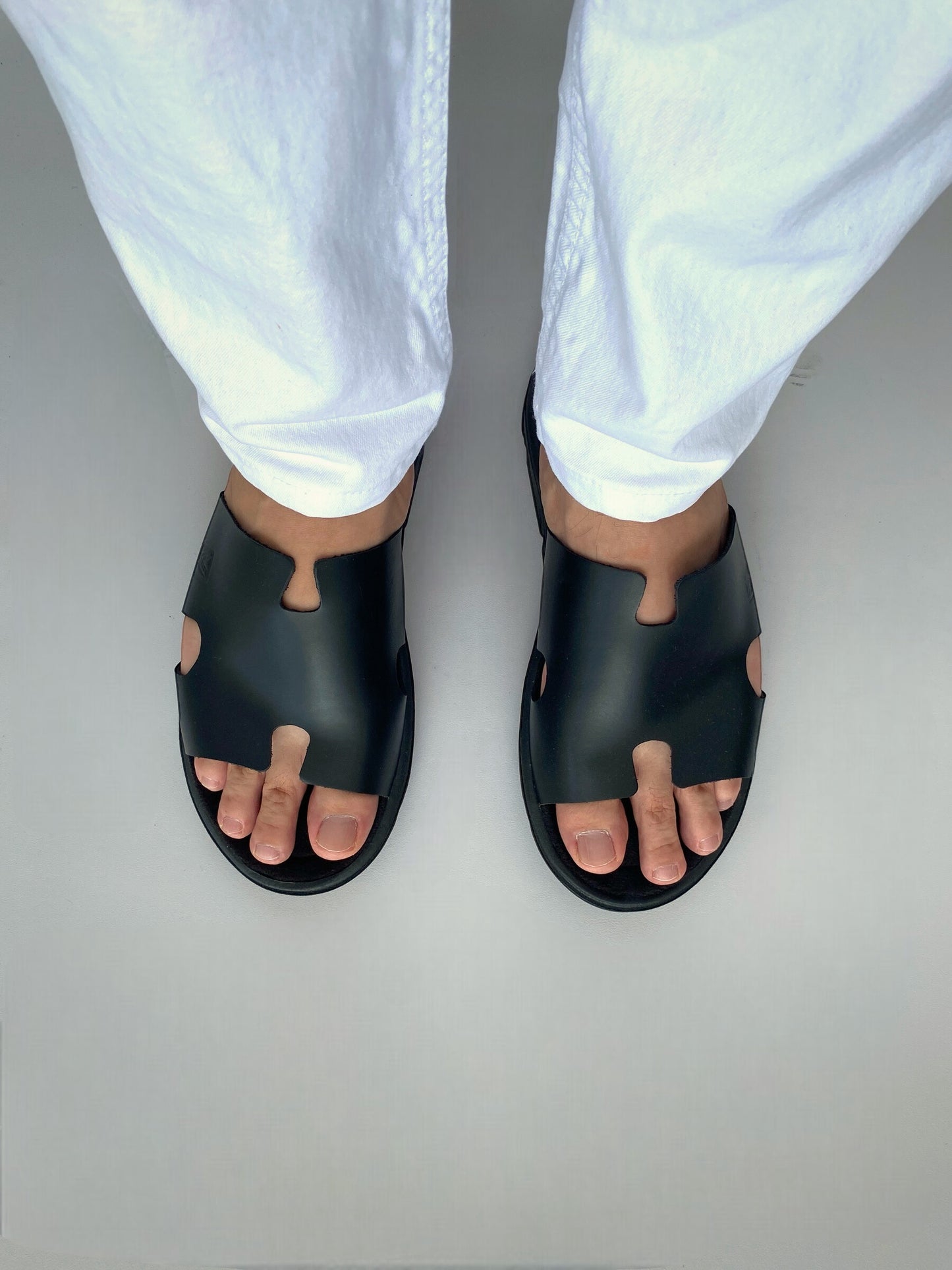 Sandalia Tipo Hermes color negro